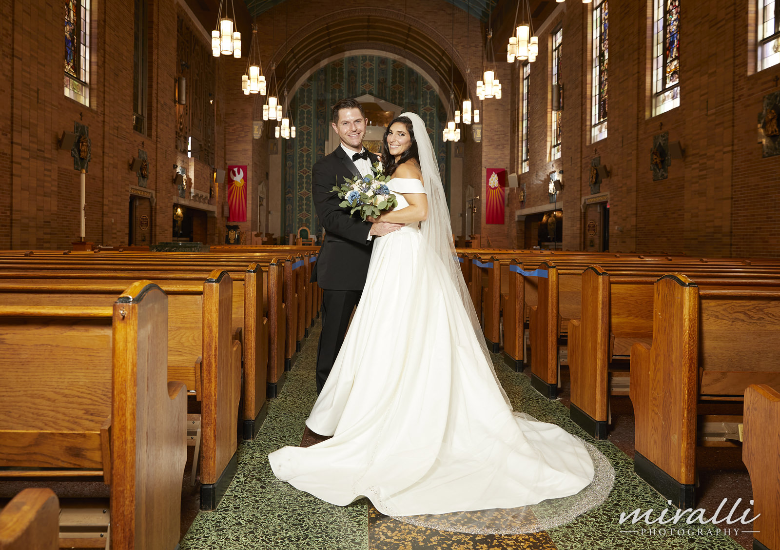 Swan Club Wedding Photos by Miralli Photography