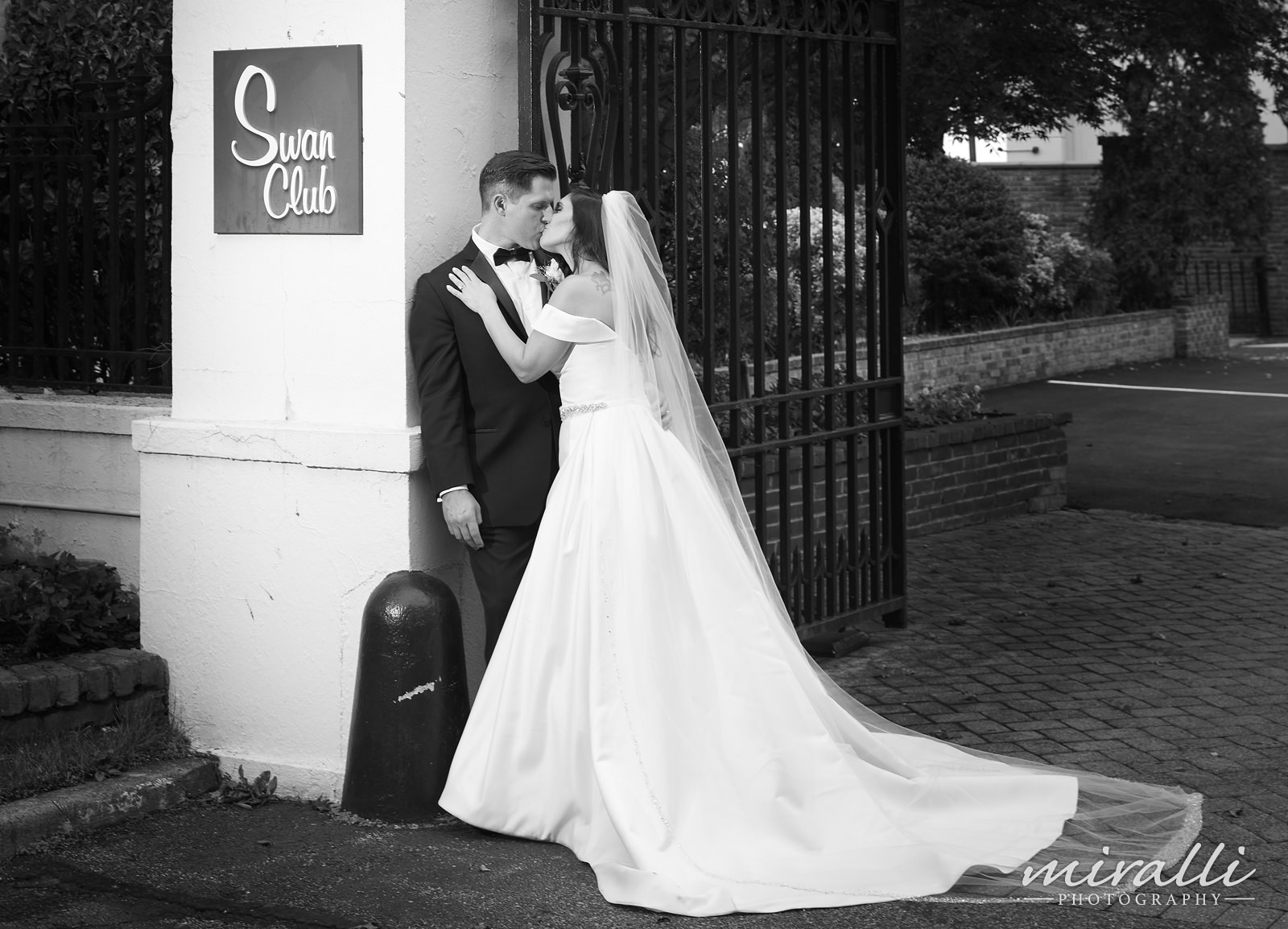 Swan Club Wedding Photos by Miralli Photography