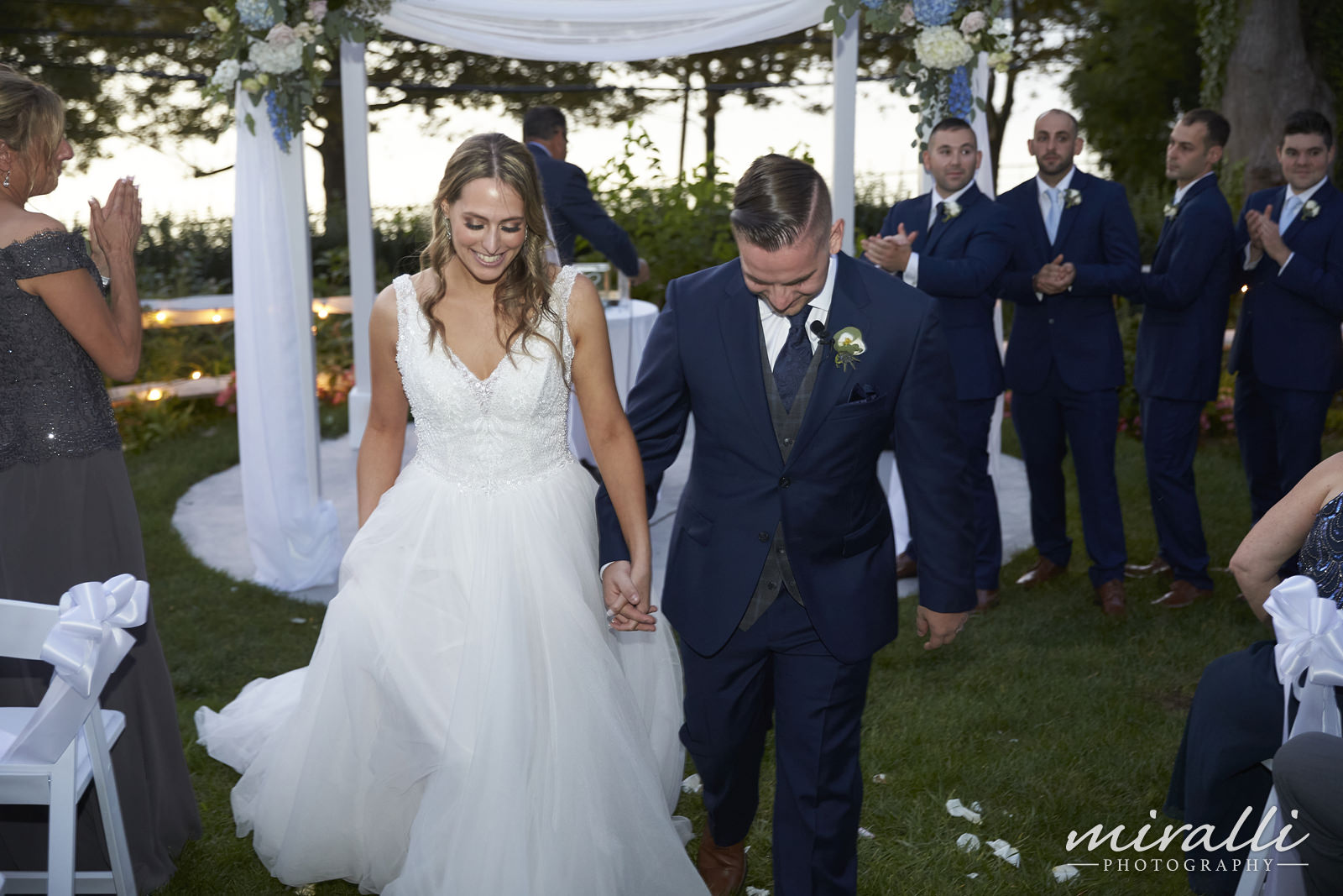 Sea Cliff Manor Wedding Photos by Miralli Photography