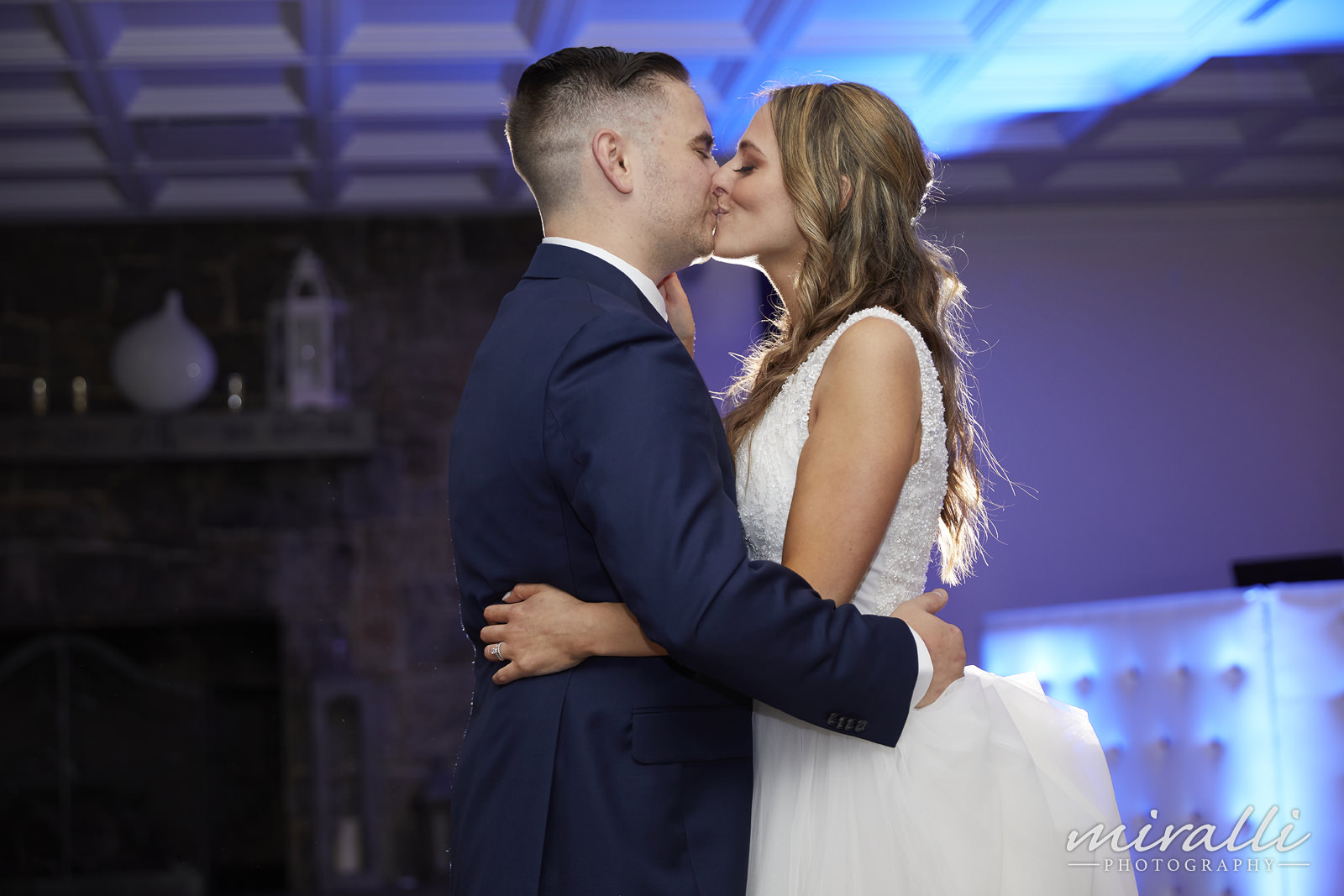 ea Cliff Manor Wedding Photos by Miralli Photography