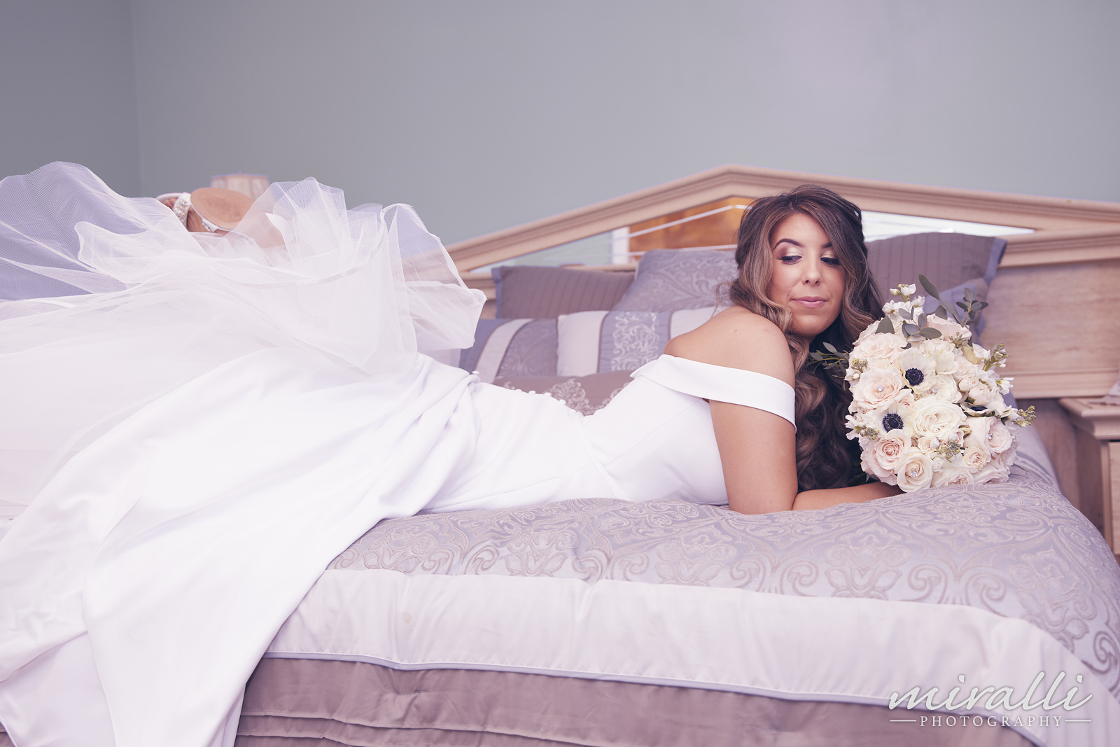 Swan Club Wedding Photos by Miralli Photography