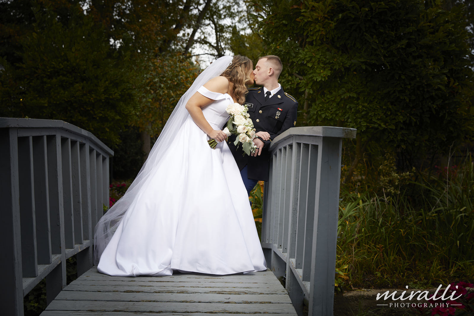 Swan Club Wedding Photos by Miralli Photography